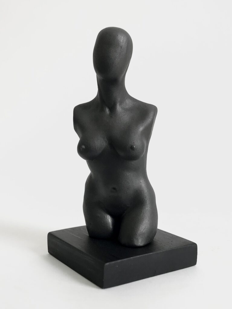 GülnarBabayeva_GodlyEntity2023